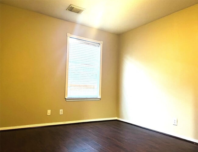 property at 17314 S Summit Canyon Dr