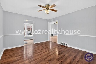 3377 Lagrange St in Toledo, OH - Building Photo - Building Photo