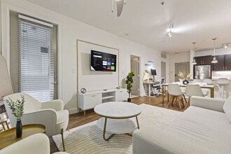 5250 Town and Country Blvd in Frisco, TX - Foto de edificio - Building Photo