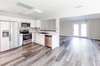 6972 La Christa Way in Knoxville, TN - Building Photo - Building Photo