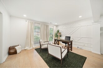 1 1st Dr in Marietta, GA - Building Photo - Building Photo