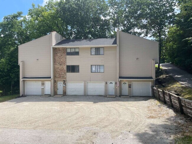 property at 3213 Schuetzen Ln