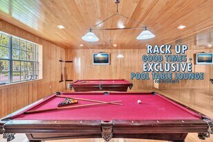 2880 N Oakland Forest Dr, Unit 213 in Oakland Park, FL - Building Photo