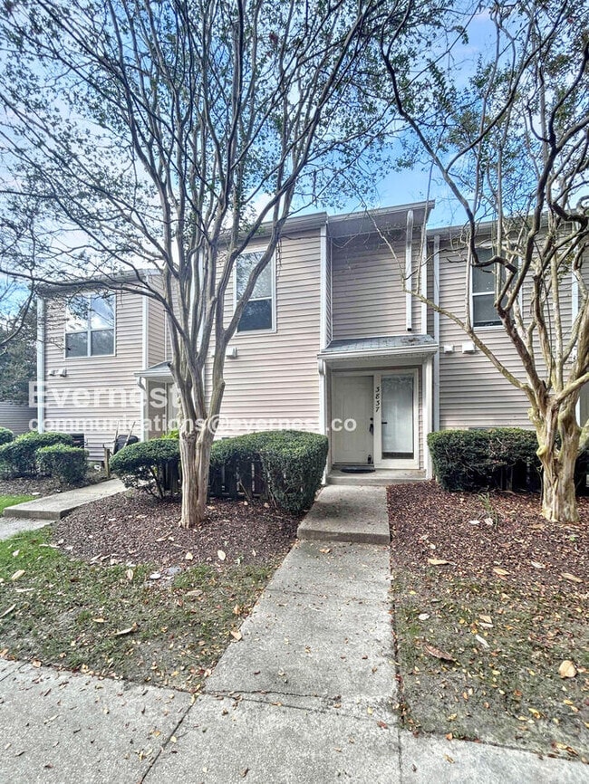 property at 3837 Staffordshire Ln