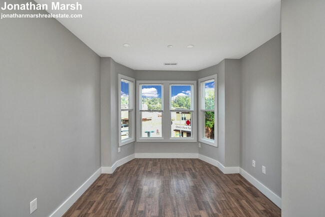 1907 Columbus Ave, Unit 2