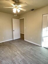 7210 SW 45th Pl, Unit 1 in Gainesville, FL - Building Photo - Building Photo