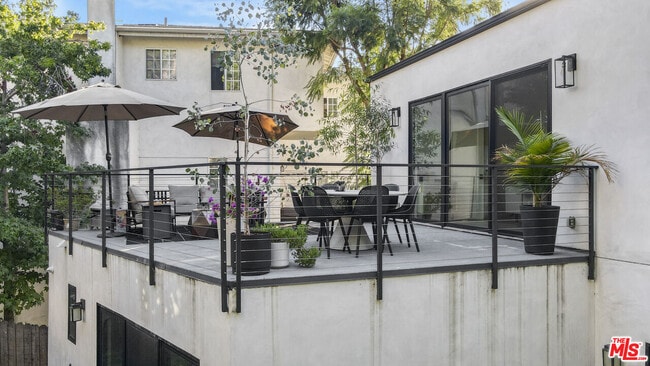 4852 Seldner St E in Los Angeles, CA - Building Photo - Building Photo