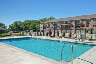 Wilderness Brook Apartments in Lincoln, NE - Building Photo - Building Photo