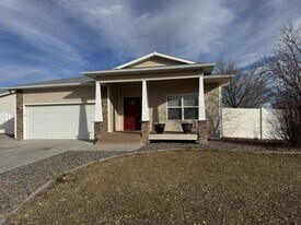 784 Dutton St in Delta, CO - Building Photo