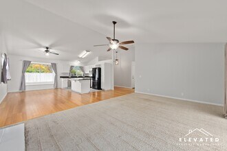 2529 Buss Dr in Santa Rosa, CA - Building Photo - Building Photo