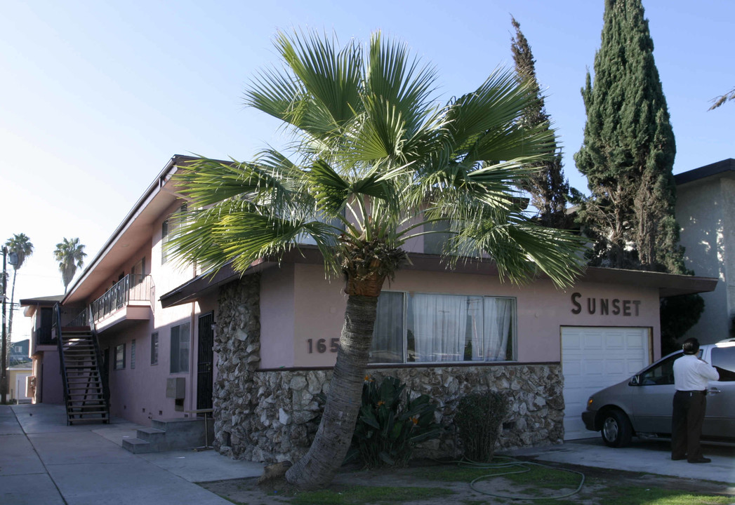 Sunset Apartments in Harbor City, CA - Building Photo