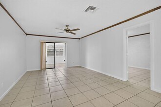 11925 Suellen Cir in Wellington, FL - Building Photo - Building Photo