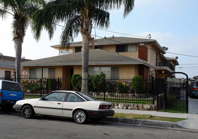 4064 W 139th St in Hawthorne, CA - Foto de edificio - Building Photo