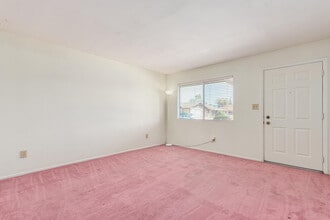 1432 S Oracle in Mesa, AZ - Building Photo - Building Photo