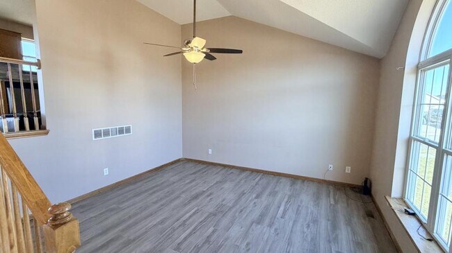 2213 Larkspur in Excelsior Springs, MO - Building Photo - Building Photo