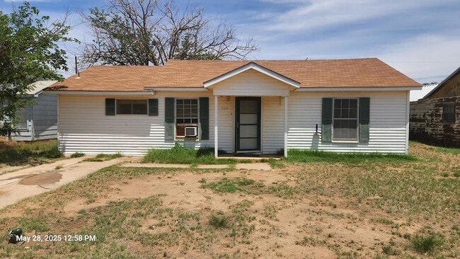 property at 406 4th St