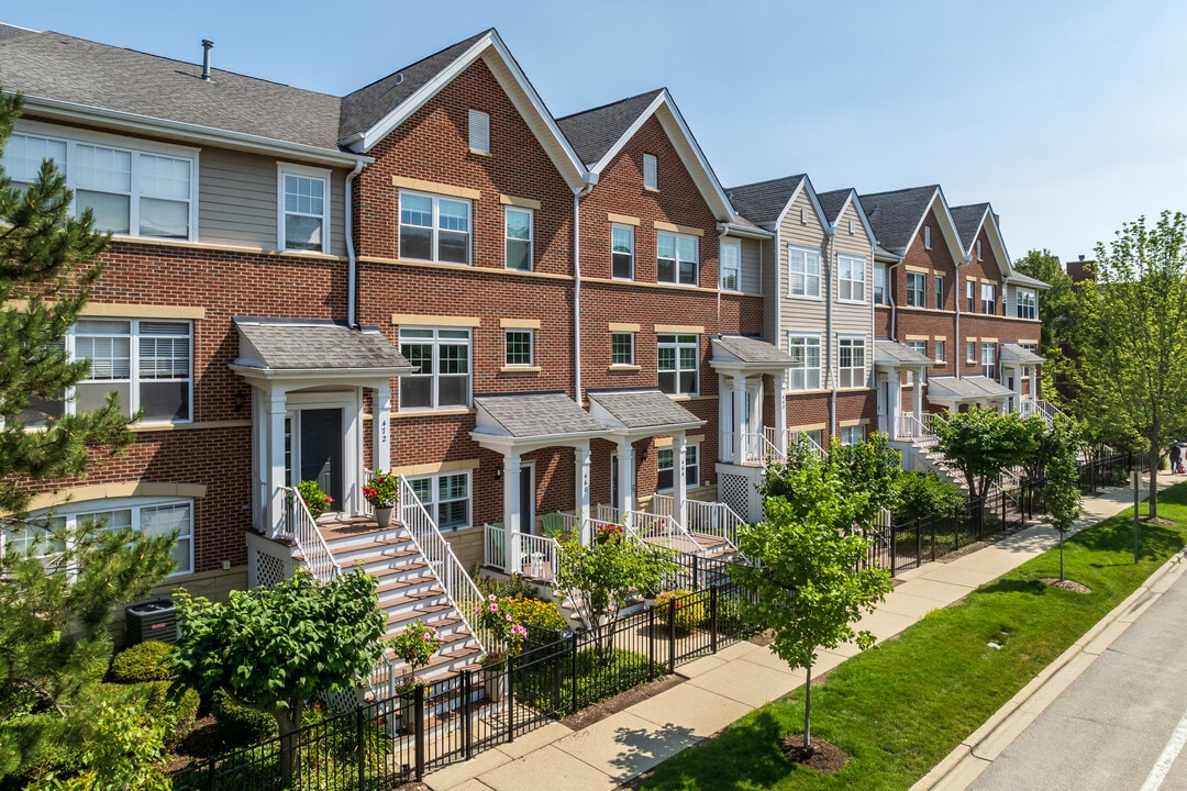 Groves of Palatine in Palatine, IL - Foto de edificio