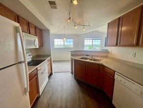 5704 N Gibralter Way in Aurora, CO - Building Photo - Building Photo