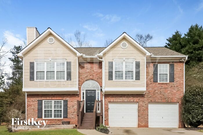 1627 Eagle Dr in Woodstock, GA - Building Photo
