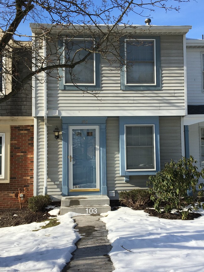 property at 103 Shadowlawn Dr
