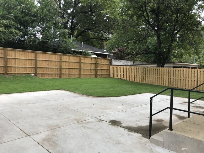 226 N McNeil St in Memphis, TN - Building Photo - Building Photo