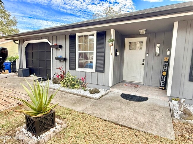 1046 W Samms Ave in Port Orange, FL - Building Photo - Building Photo