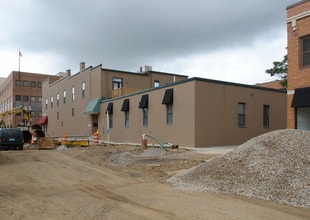 329-337 S Washington Sq in Lansing, MI - Building Photo - Building Photo