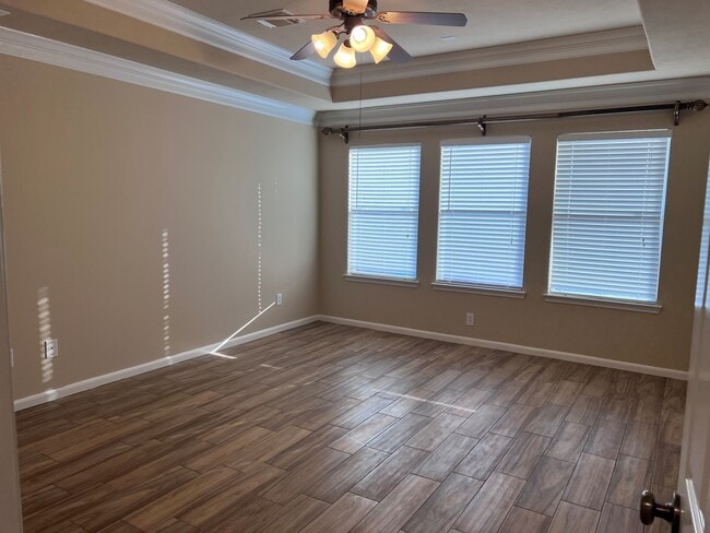 property at 18611 Peralta Hill Ln