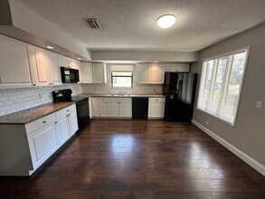 3656 Jackson St in Port Orange, FL - Building Photo - Building Photo