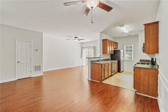 1406 Dolcetto Trce in Kennesaw, GA - Building Photo - Building Photo