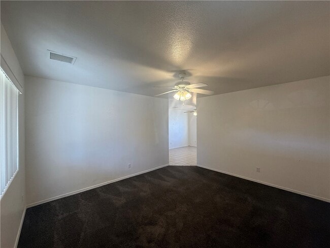 3354 Armour Ln in Kingman, AZ - Building Photo - Building Photo