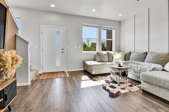 6459 N Dunkirk St in Denver, CO - Building Photo - Building Photo