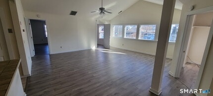 1 Elizabeth St in Bethel, CT - Building Photo - Building Photo