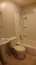 1319 N Gatewood Ave-Unit -6 in Oklahoma City, OK - Building Photo - Building Photo