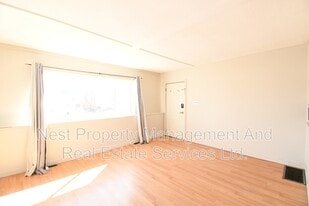 1857 Juniper St in Prince George, BC - Building Photo