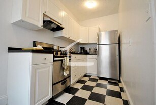114 Brainerd Rd in Boston, MA - Building Photo
