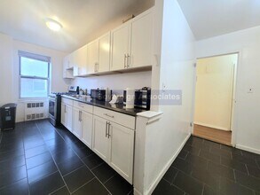 66 Overlook Terrace-Unit -3G in New York, NY - Foto de edificio - Building Photo