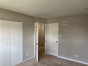 17820 Tanglewood Ct in Hazel Crest, IL - Building Photo - Building Photo