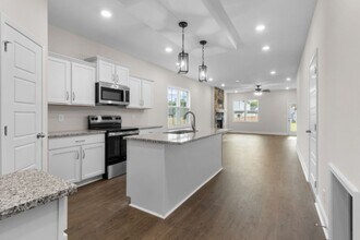 180 Donegal Dr in Clarksville, TN - Building Photo - Building Photo