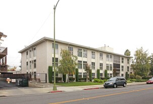 4747 Atherton Ave Apartamentos