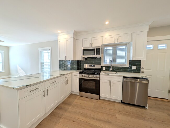 67 Newbern Ave, Unit 1