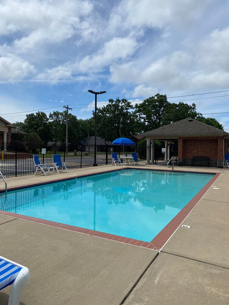 High Point Park Apartments Conway, AR Apartments