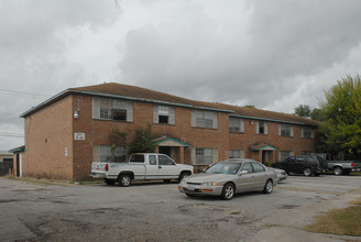 Savannah Oak Apartments in Deer Park, TX - Building Photo - Building Photo