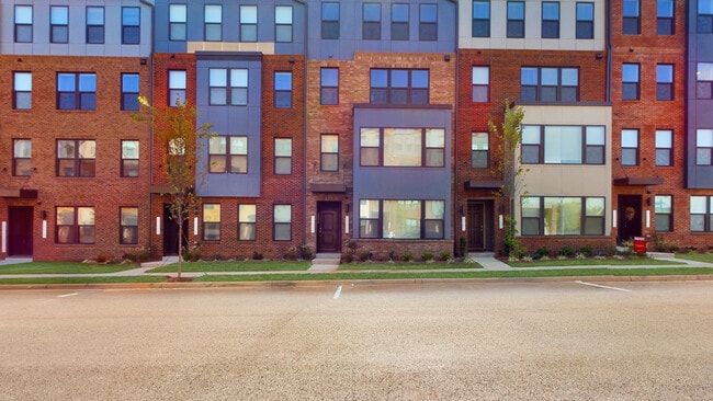 property at 43801 Middleway Ter