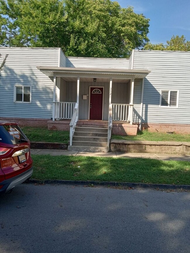 property at 332 E 9th Ave