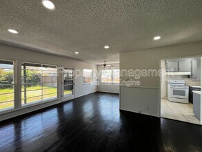 5934 E Conant St in Long Beach, CA - Building Photo - Building Photo