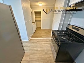 826 County St in New Bedford, MA - Building Photo - Building Photo