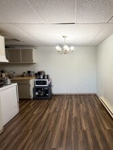 571 Shuswap St S in Salmon Arm, BC - Building Photo - Building Photo