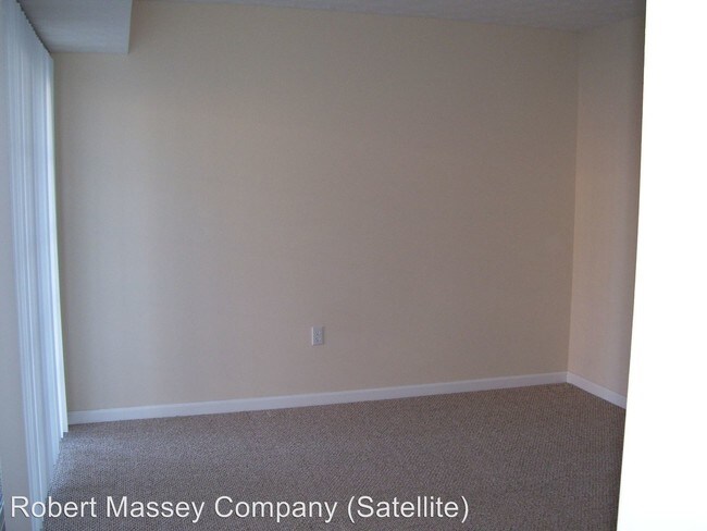 110 Hurstfield Dr in Radcliff, KY - Building Photo - Building Photo