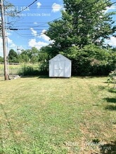 2063 Spring Station Dr in Lexington, KY - Building Photo - Building Photo